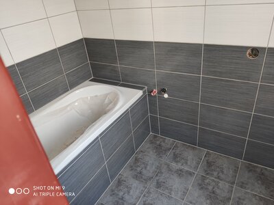 Rekonstrukce koupelny Hradec Králové